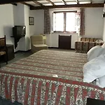 Otel Rainha Santa Isabel - History Óbidos