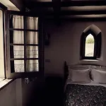 Otel Rainha Santa Isabel - History Óbidos