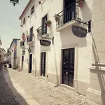 Rainha Santa Isabel - History Otel Óbidos