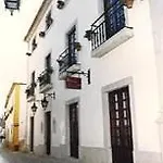 Otel Rainha Santa Isabel - History Óbidos