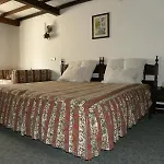 Otel Rainha Santa Isabel - History Óbidos
