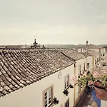 Otel Rainha Santa Isabel - History
