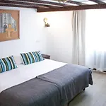 Otel Rainha Santa Isabel - History