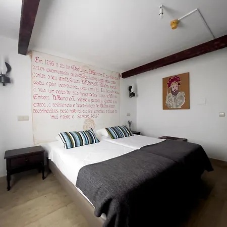 Rainha Santa Isabel - History