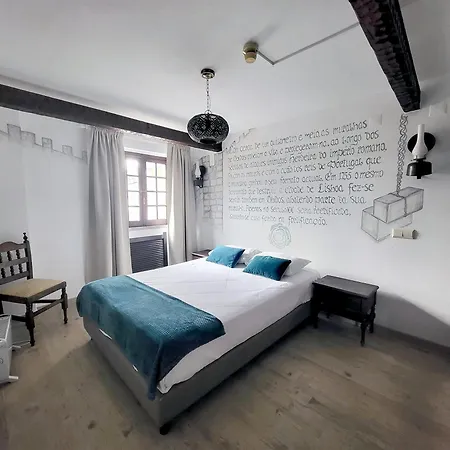 Hotel Rainha Santa Isabel - History