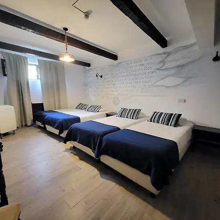 Rainha Santa Isabel - History Hotel Óbidos