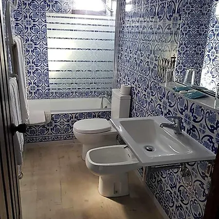 Hotel Rainha Santa Isabel - History Óbidos