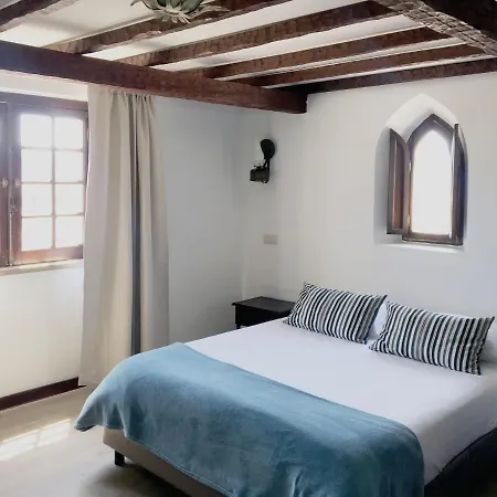 Hotel Rainha Santa Isabel - History