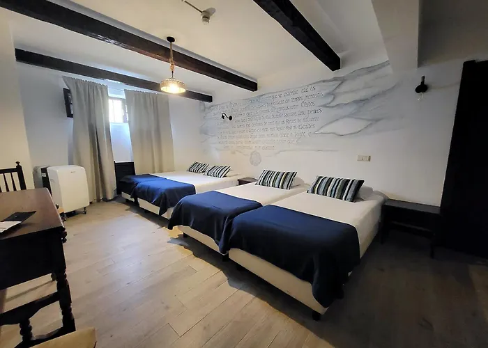 Rainha Santa Isabel - History Hotel Obidos