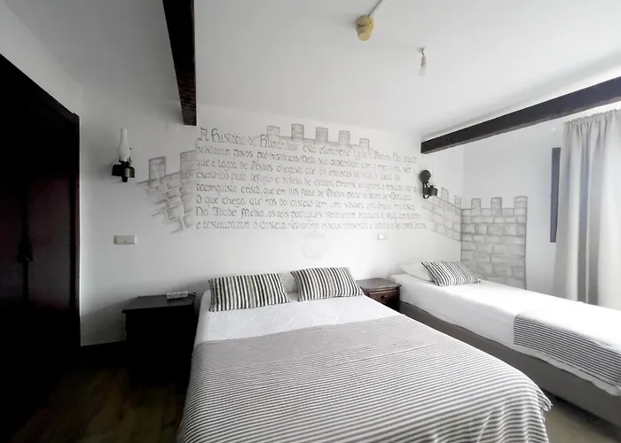 Rainha Santa Isabel - History Hotel Obidos