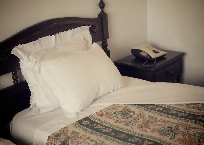 Rainha Santa Isabel - History Hotel Obidos