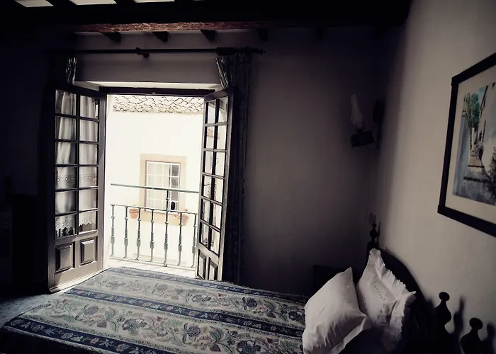 Hotel Rainha Santa Isabel - History