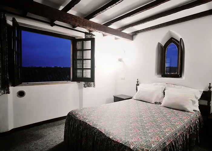 Rainha Santa Isabel - History Hotel