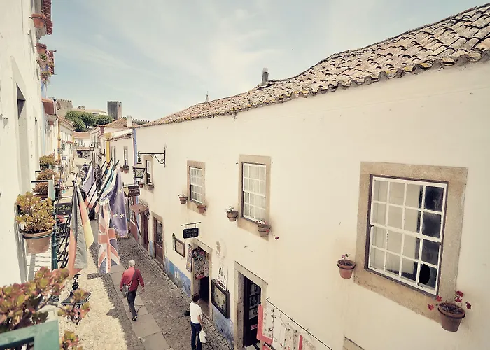 Hotel Rainha Santa Isabel - History Obidos