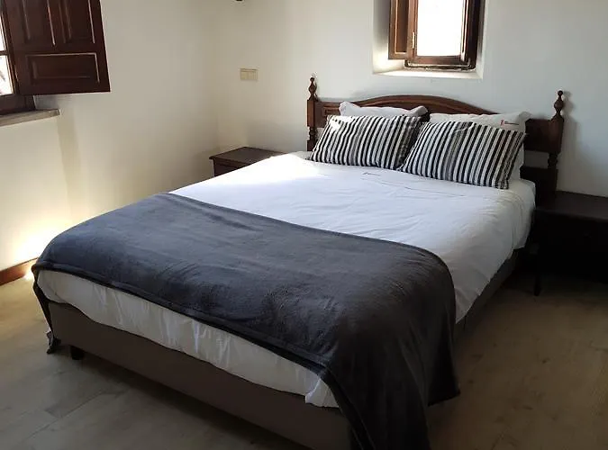 Hotel Rainha Santa Isabel - History Óbidos