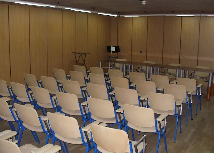 Hotel Rainha Santa Isabel - History Obidos