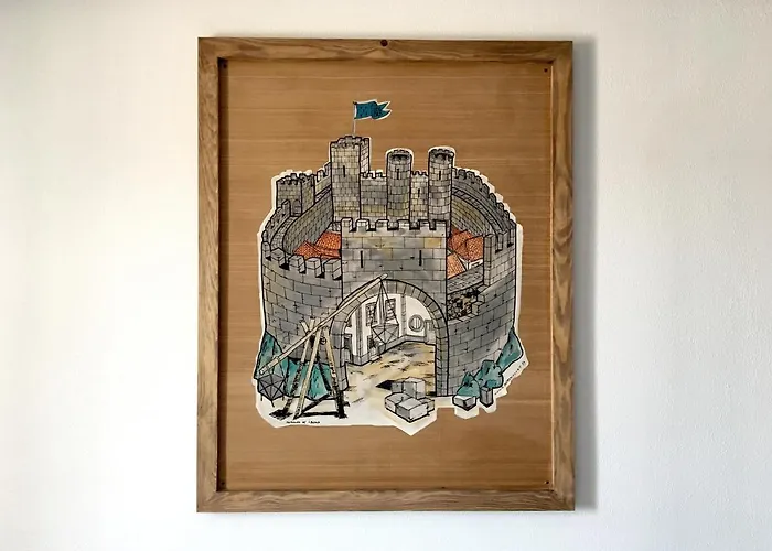 Отель Rainha Santa Isabel - History