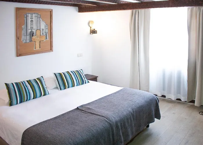 Hotel Rainha Santa Isabel - History